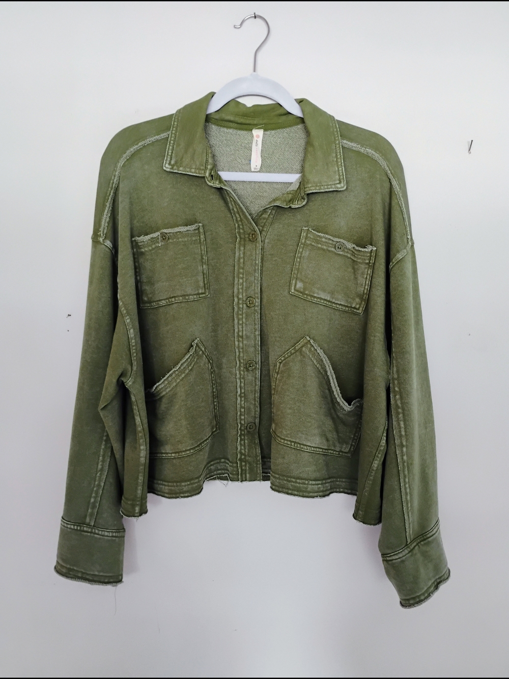 Olive Green Button-Front Women's Cardigan Sweater With Four Pockets Size M